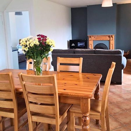 Dingle Harbour Cottages 3 Bed Sleeps 7 By Trident Holiday Homes Eksteriør bilde